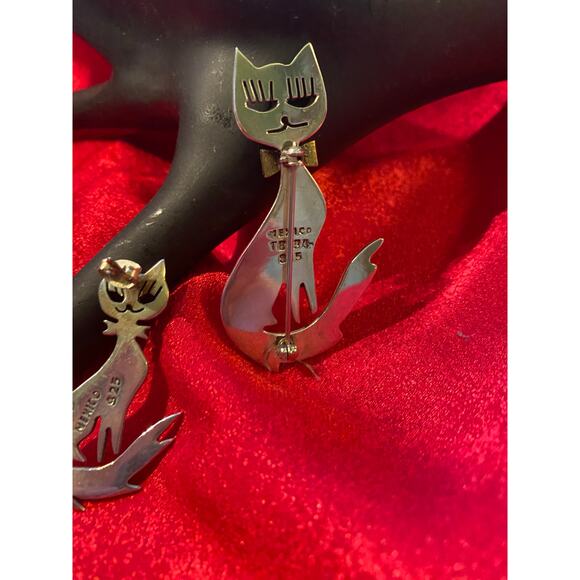 Mexico Sterling Silver Cat Brooch and Earrings - Picture 4 of 4